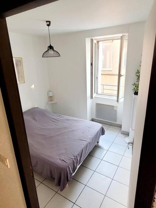 Appartement 2 Chambres Centre Ville Au Calme 瓦朗斯 外观 照片