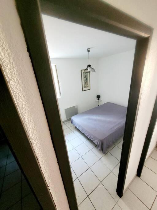 Appartement 2 Chambres Centre Ville Au Calme 瓦朗斯 外观 照片